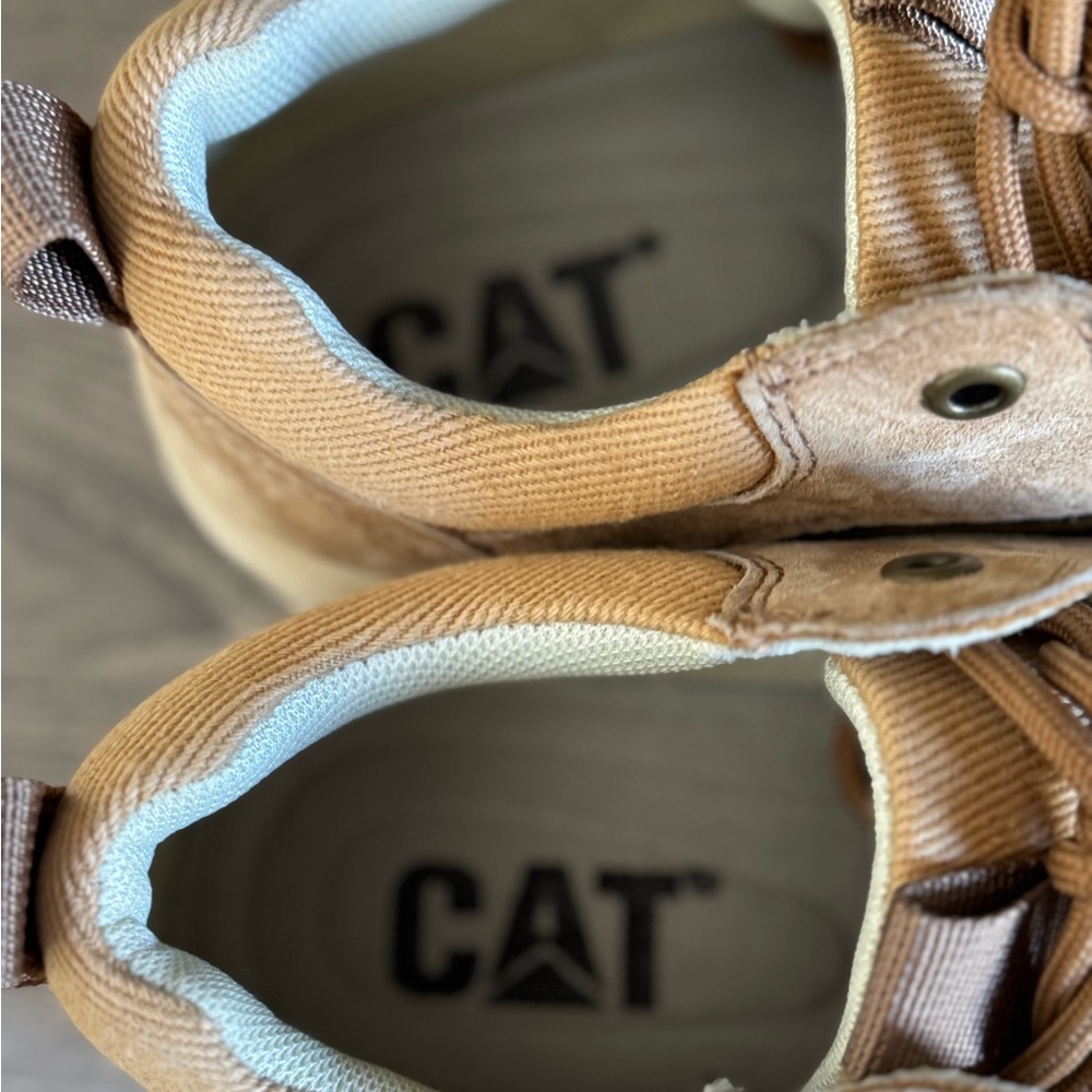 Caterpillar Tan and Cream Men's Shoes - Picture 3 of 8